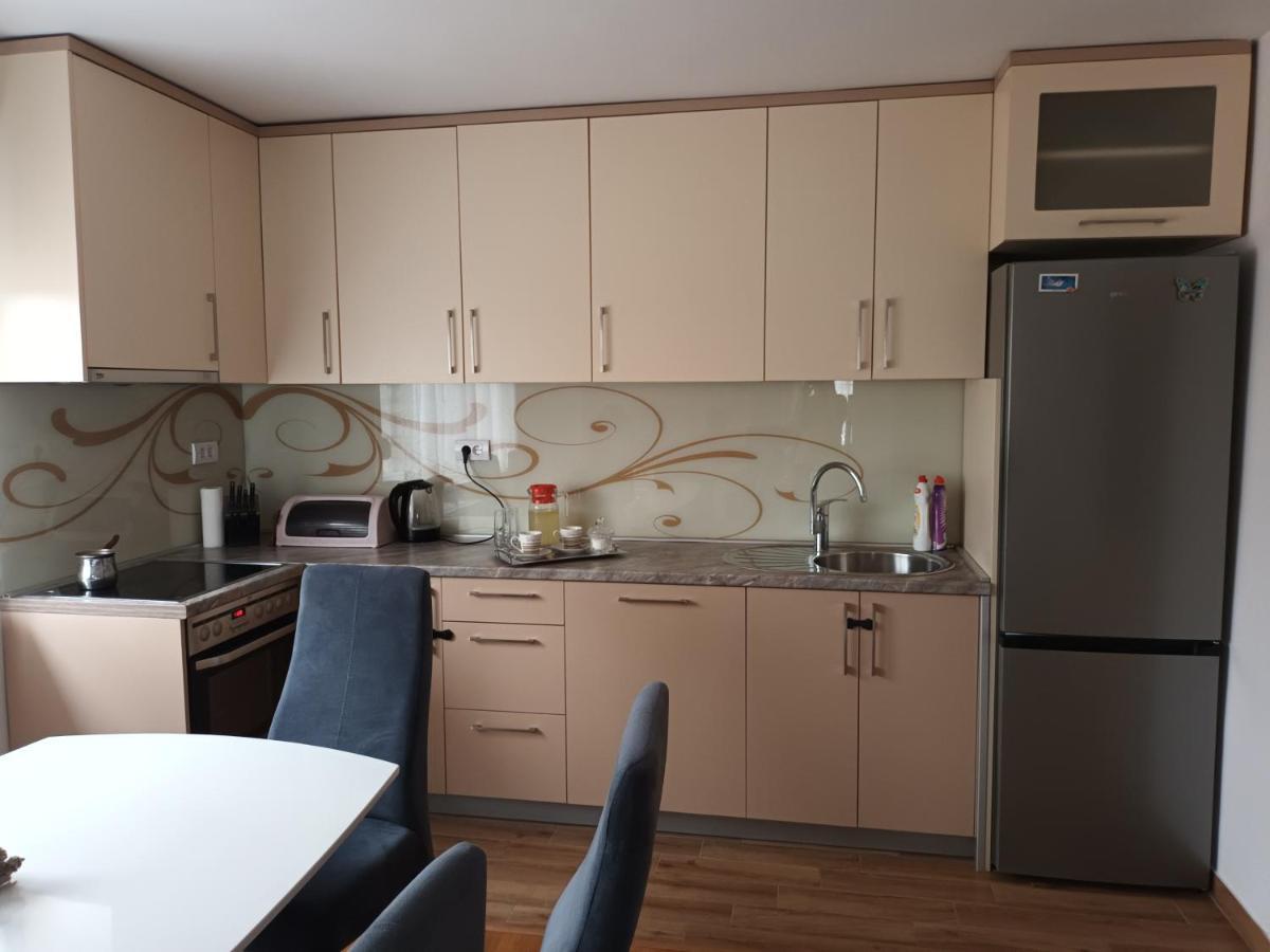 Apartma Dea *